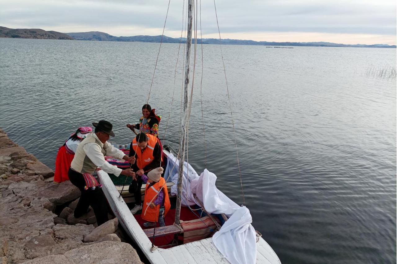 Hospedaje Rural La Florida En Llachon, Titicaca Puno Eksteriør bilde