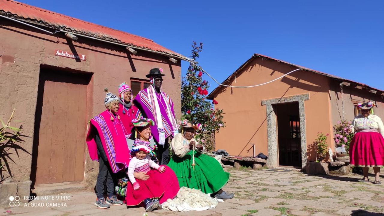 Hospedaje Rural La Florida En Llachon, Titicaca Puno Eksteriør bilde