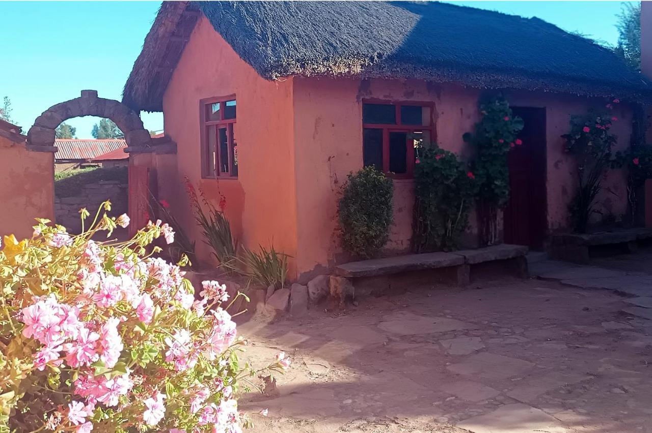 Hospedaje Rural La Florida En Llachon, Titicaca Puno Eksteriør bilde