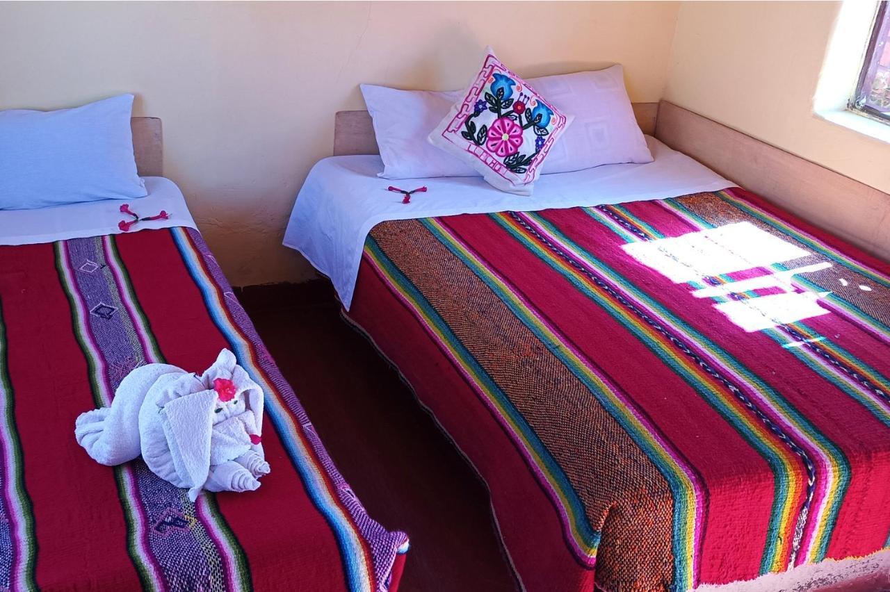 Hospedaje Rural La Florida En Llachon, Titicaca Puno Eksteriør bilde